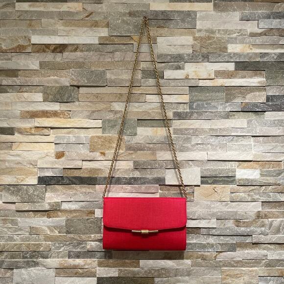 Vintage RODO Italy Red Clutch | Silk-Linen Purse, Brass Clasp + Chain Strap - Picture 3 of 13